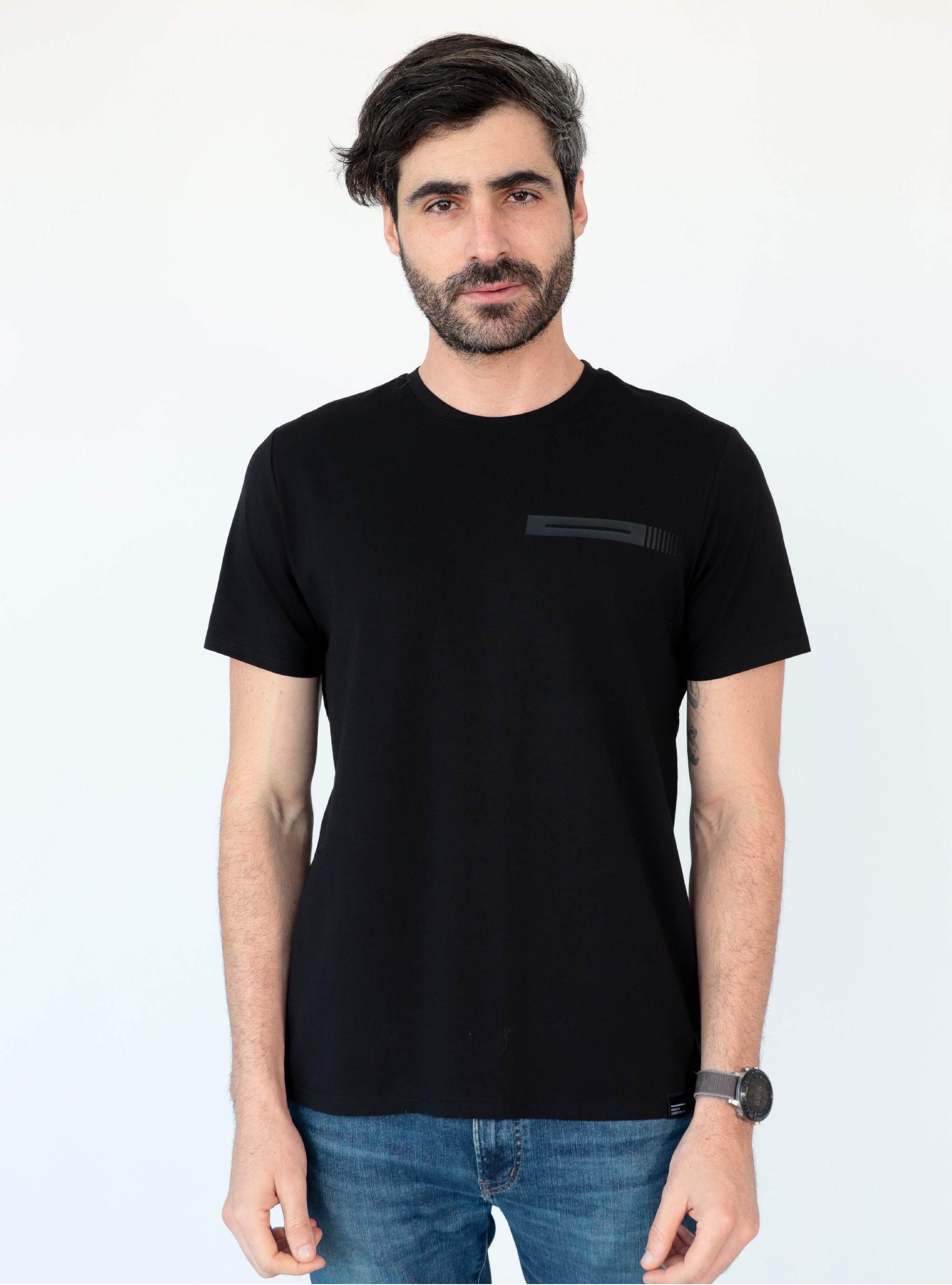PLAYERA TISH BLACK